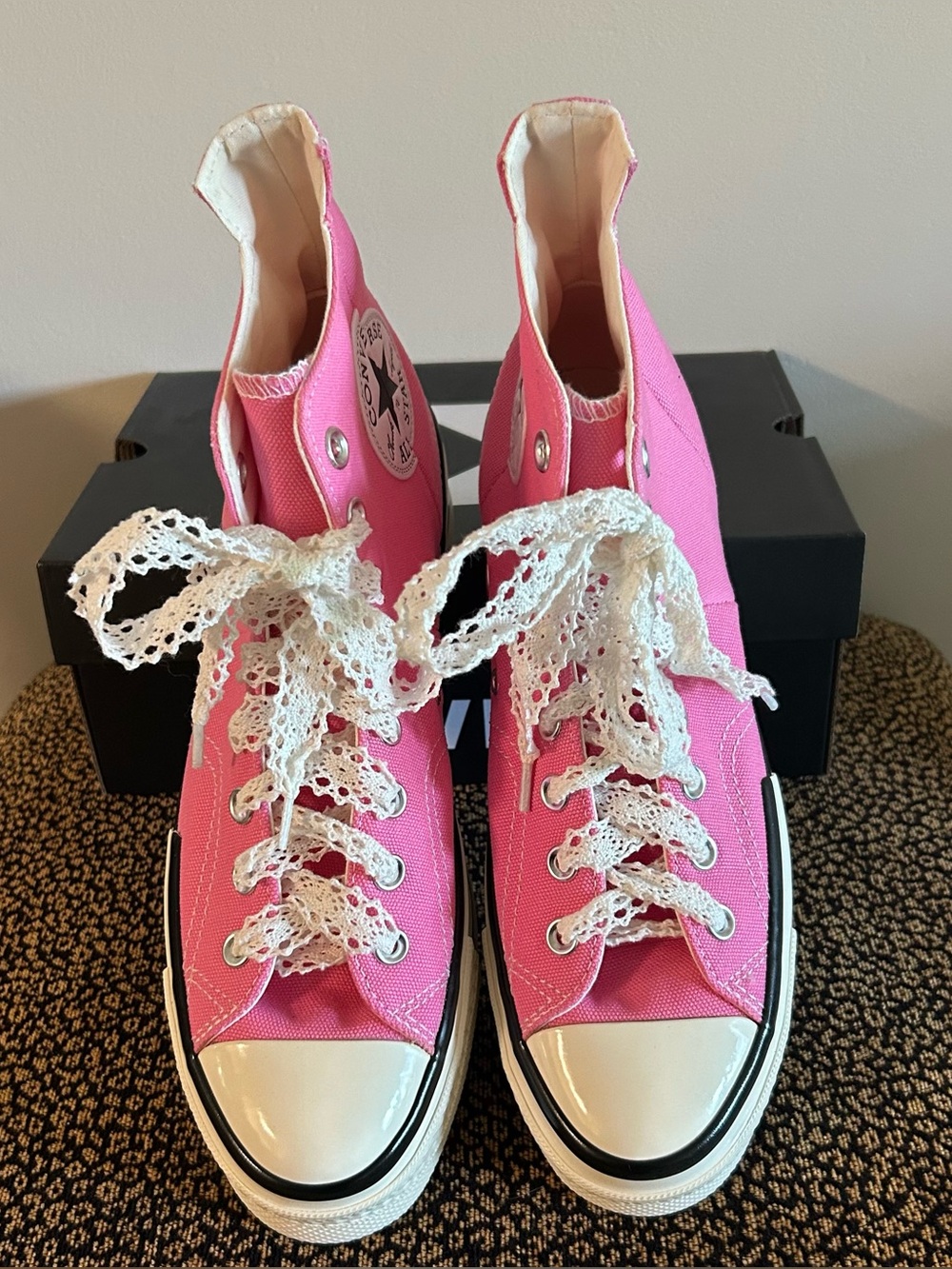 NEW Converse Chuck 70 Plus Pink Canvas High-Top Platform, Bonus 2 Pairs Laces - Picture 3 of 7